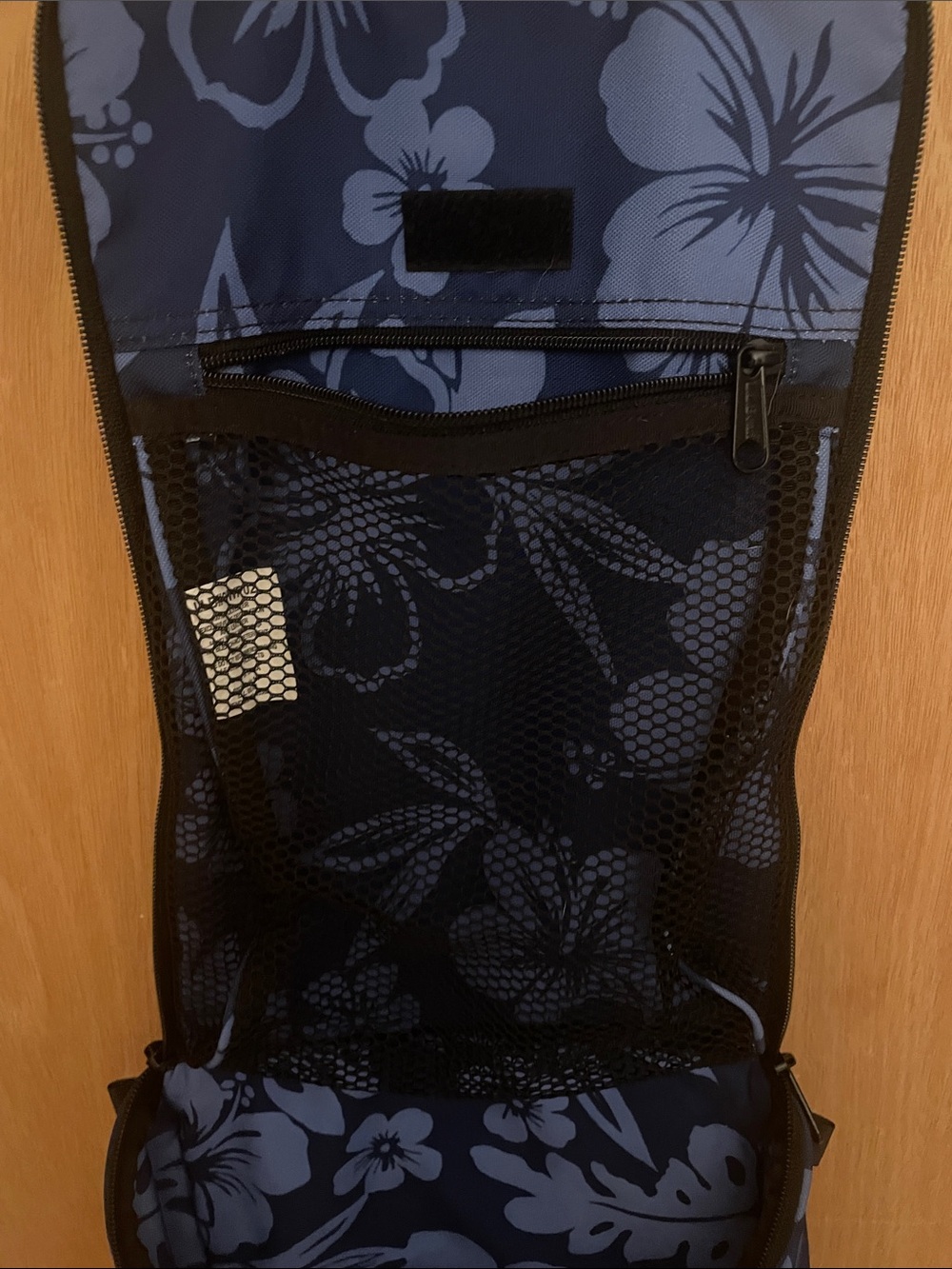 L.L. Bean Navy Blue Floral Toiletry Bag - Picture 6 of 10